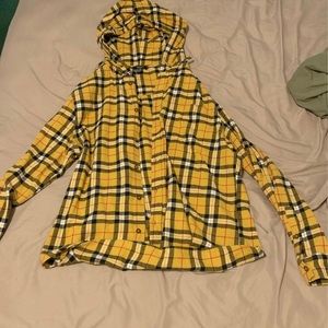 Men’s long sleeve button flannel